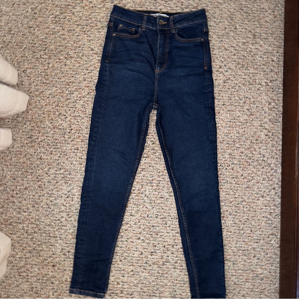 Zara High-Rise Skinny Jeans in Dark Indigo Wash - Size 4